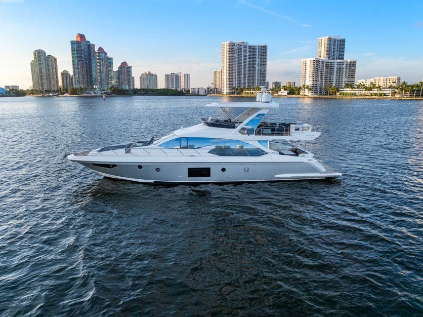 Azimut 68' Paragon — yacht charter in Miami