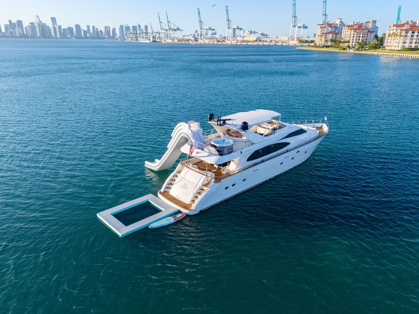 Azimut 90’ Day Dreamin — superyacht charter in Miami