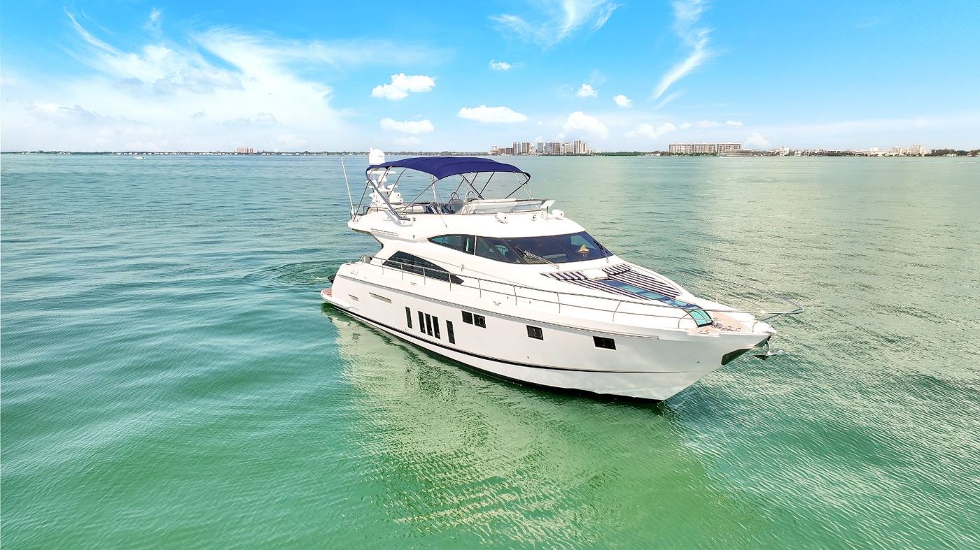 Fairline 70' Fore Cookie IV — yacht charter in Miami