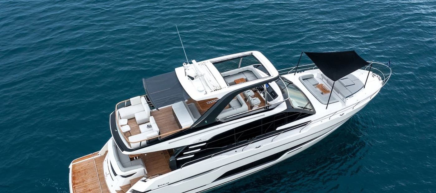 Fairline Squadron 68' — yacht charter in Miami