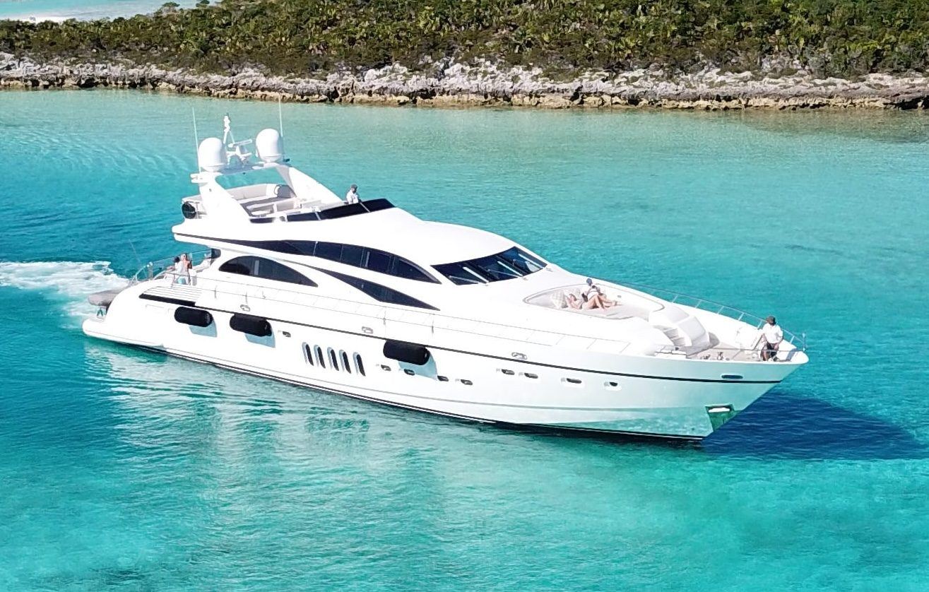 Leopard 105' CARPEDIEM II — superyacht charter in Miami
