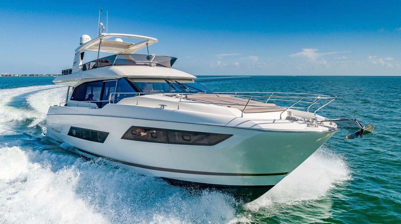 Prestige 70'  — yacht charter in Miami