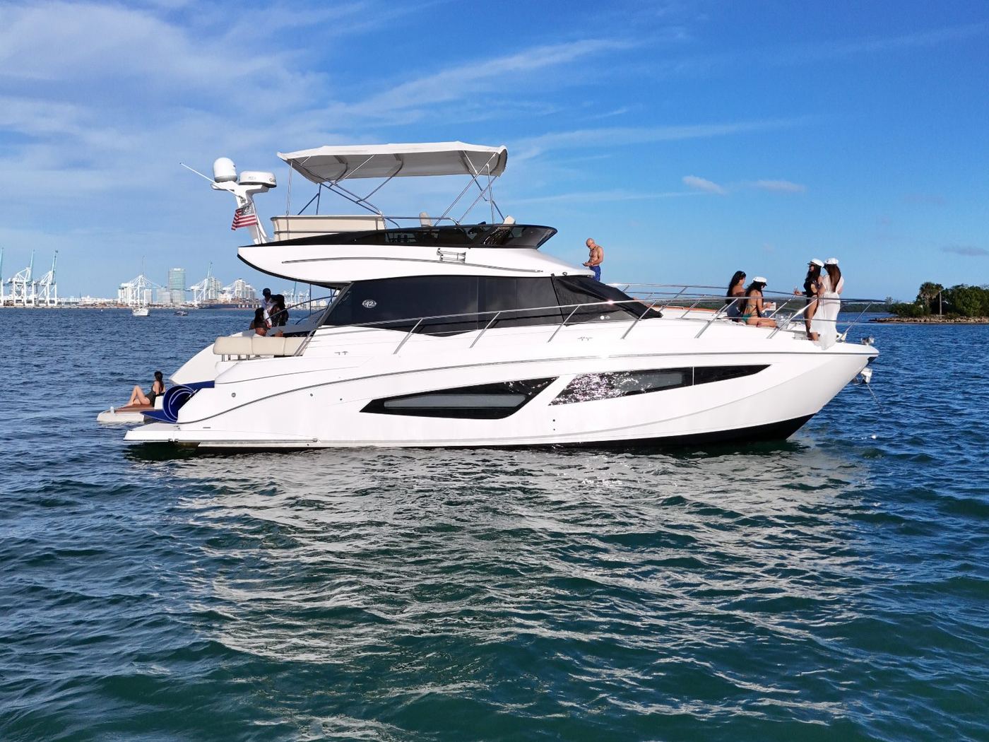 Regal 45' — yacht charter in Miami