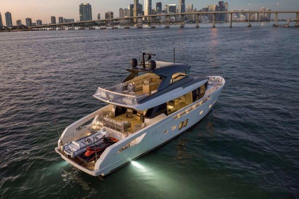 Sanlorenzo SX76'