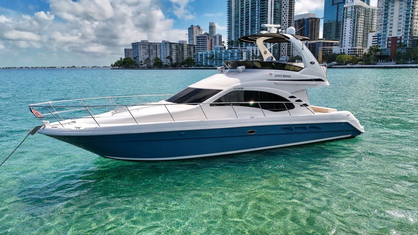 Sea Ray 50’ Blue — yacht charter in Miami
