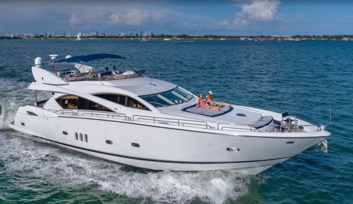 Sunseeker 90' Alaina — superyacht charter in Miami
