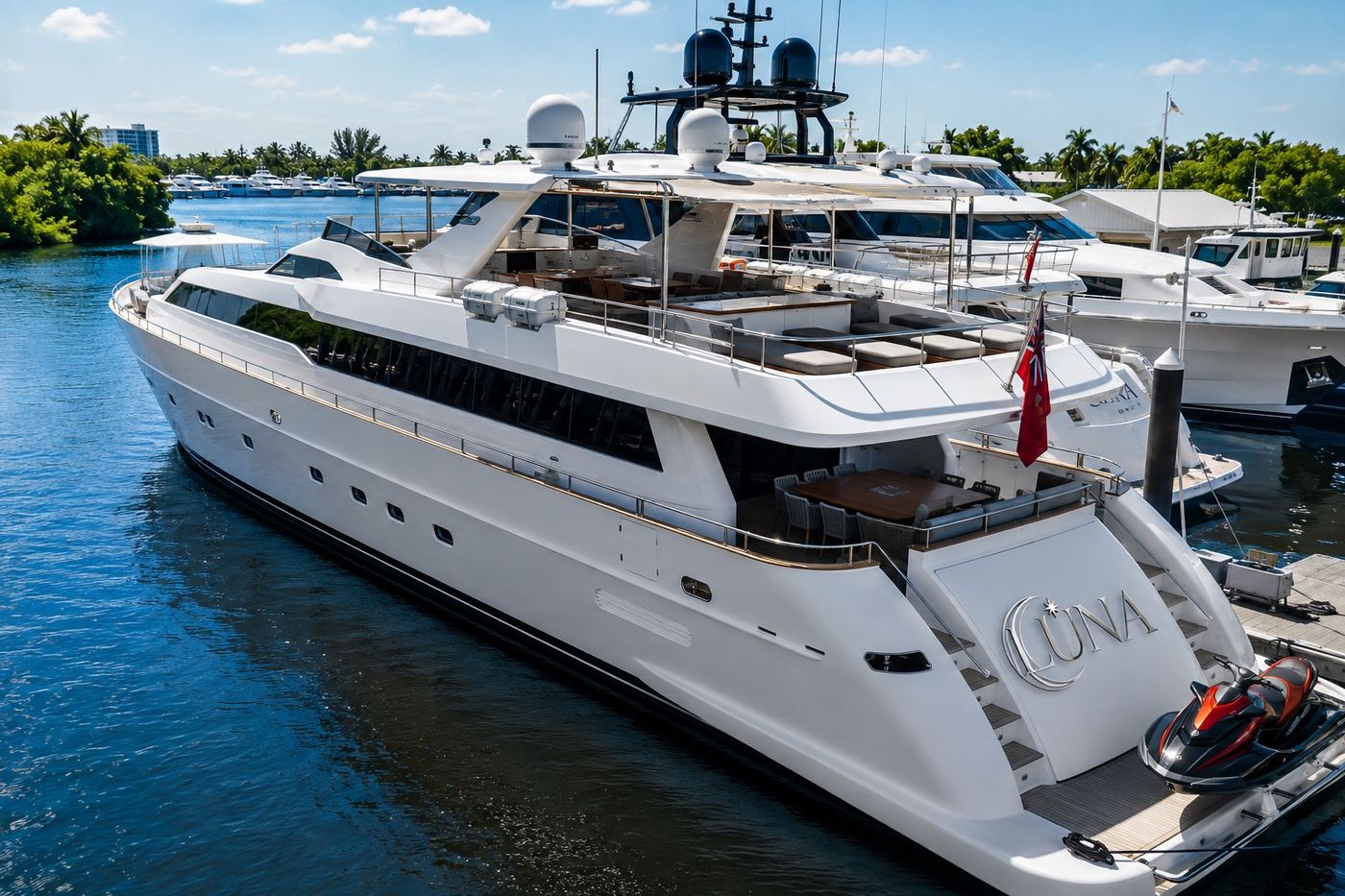 Tecnomar 130’ Luna — superyacht charter in Miami