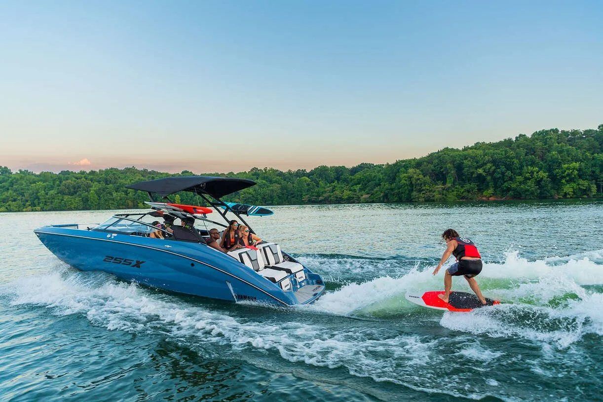 Yamaha 255XD — day boat charter in Miami